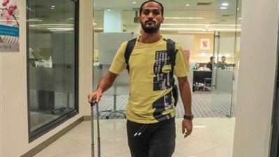 وليد سليمان يشارك في المران الصباحي بعد انضمامه لمعسكر الأهلي