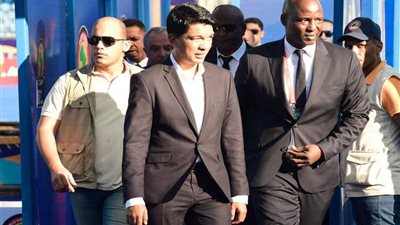 رئيس مدغشقر يصل استاد السلام لمؤازرة منتخب بلاده أمام تونس