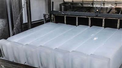 افتتاح أكبر مصنع متنقل لإنتاج ألواح الثلج في العالم بالدقهلية