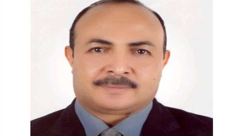 اختيار رئيس المعهد