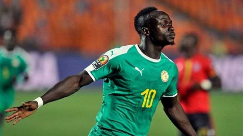 خلف ضيوف وكمارا..