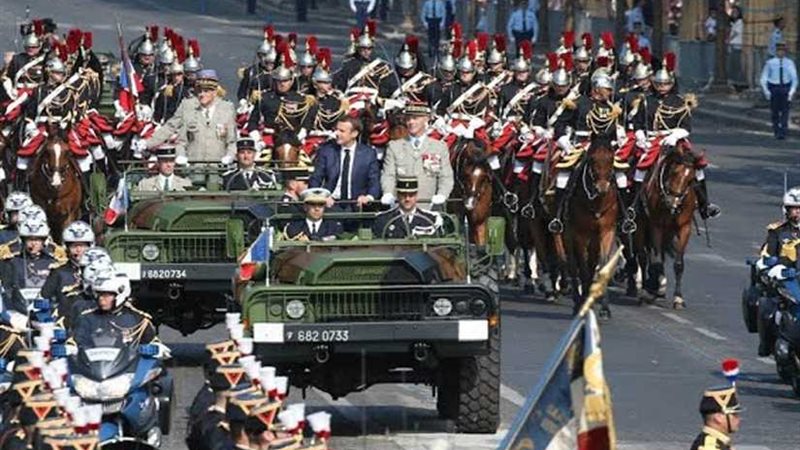 فرنسا تحتفل اليوم