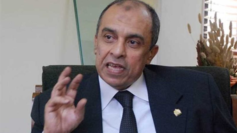 وزير الزراعة يبحث