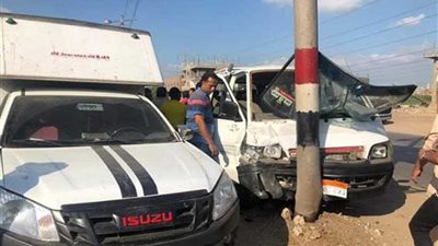 إصابة ٤ أشخاص في حادث تصادم على طريق طلخا