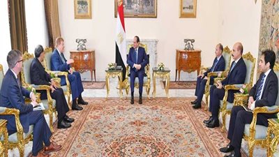في لقاء مع الرئيس السيسي .. 