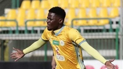 المهاجم الناميبي شيلونجو يوقع للإسماعيلي 3 مواسم