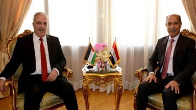 وزير الطيران المدني يلتقي وزير النقل الفلسطيني