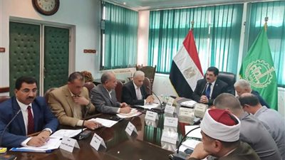 محافظ القليوبية يدرس مشكلات التربية الخاصة للطلاب ذوي الاعاقة