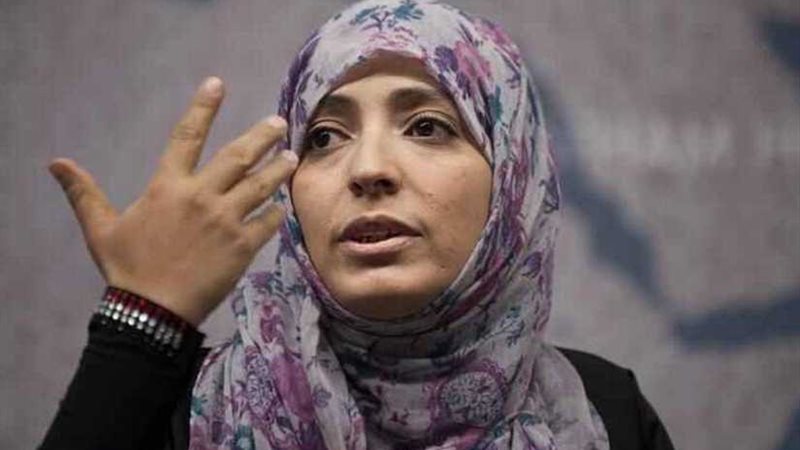 ناشط على تويتر يقصم