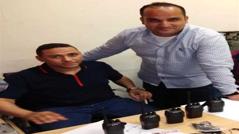 ضبط 5 أجهزة لاسلكي