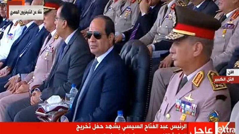الرئيس السيسي يشهد