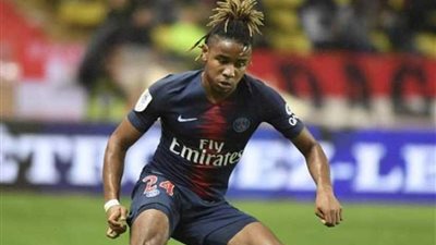 لايبزج الألماني يتعاقد مع لاعب وسط بارس سان جيرمان الفرنسي