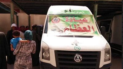 خدمة طبية لـ2068 مريضا في قافلة علاجية بقرية 