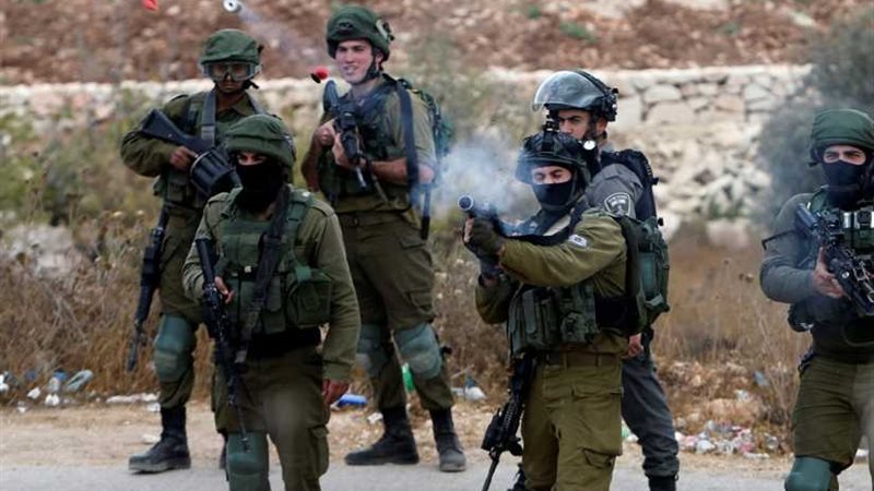 أبطالها جنديان..