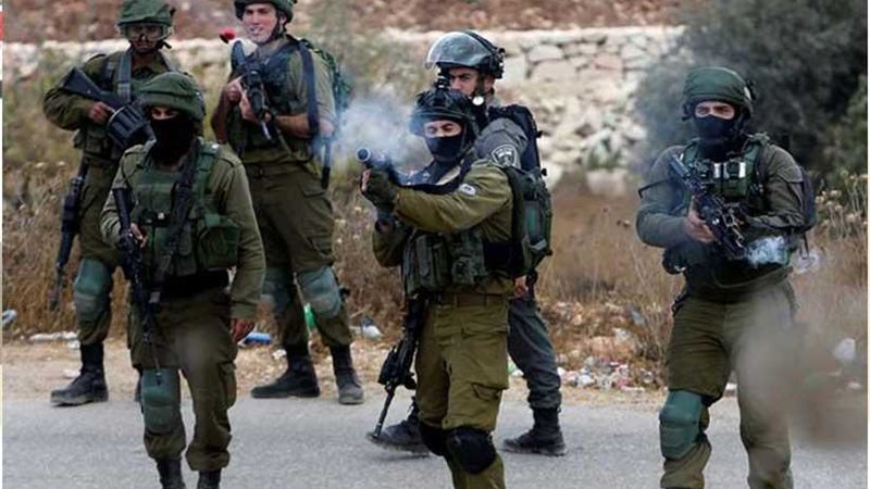 إصابة 10 فلسطينيين