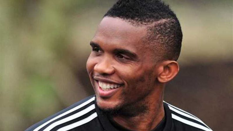 الكاميروني إيتو يحمل