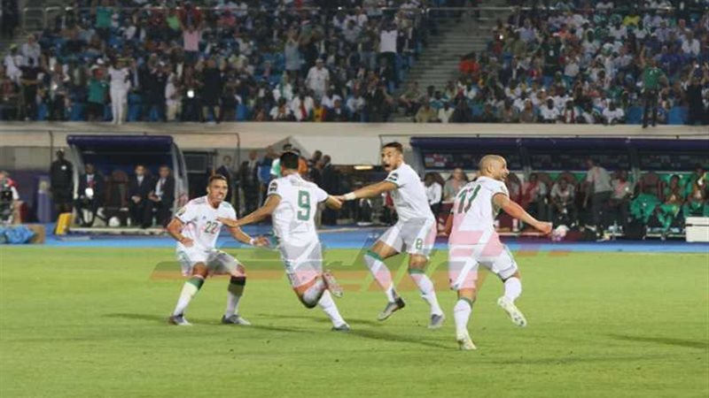 بونجاح يتقدم للجزائر