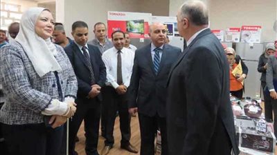 إقبال كبير في أول يوم لمعرض السلع المعمرة بوزارة المالية