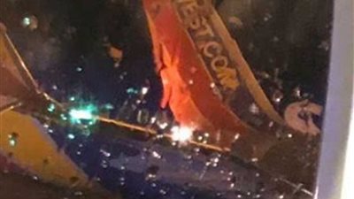 اصطدام طائرتان داخل مطار في أمريكا