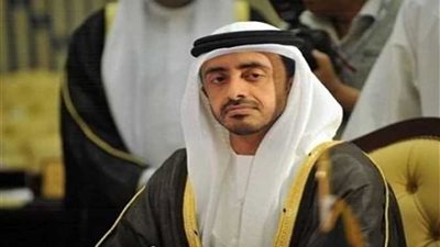 وزير الخارجية الإماراتي يلتقي نظيره الصيني