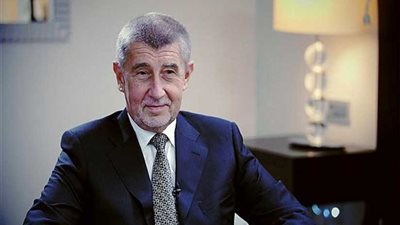 رئيس الوزراء التشيكي ورئيس مجلس الشيوخ يحتفلان مع السفير المصري بعيد ثورة يوليو