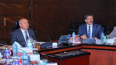 وزير النقل يترأس عمومية شركة خدمات عربات النوم