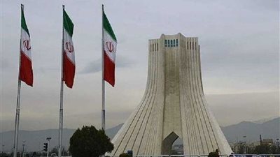 كاتب بريطاني: طهران قد تواجه خطر الخطأ في الحسابات