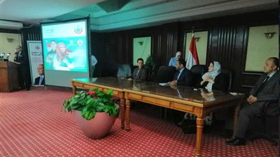 الصحة: مصر تتخذ خطوات جادة للحصول على شهادة دولية للعلاج من فيروس سي،