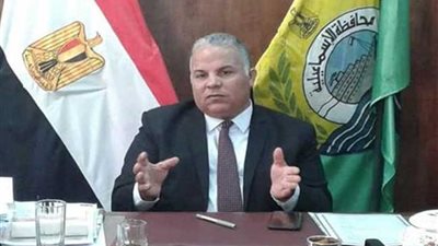 مدير تعليم الإسماعيلية يشهد ندوة حول 