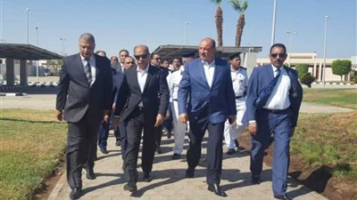 يونس يتفقد مطار الأقصر الدولي للاطمئنان على الاستعداد لسفر حجاج الوجه القبلي