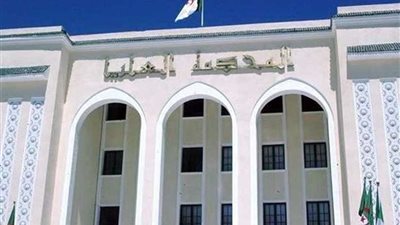 الحبس المؤقت لوزير النقل الجزائري الأسبق بتهمة الفساد المالي