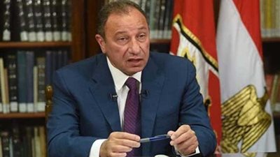 الأهلي يتراجع عن ضم علي جبر.. ويتفق مع سموحة على التعاقد مع حسام حسن