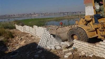 أجهزة الأمن تستهدف إزالة التعديات على بحيرة المنزلة