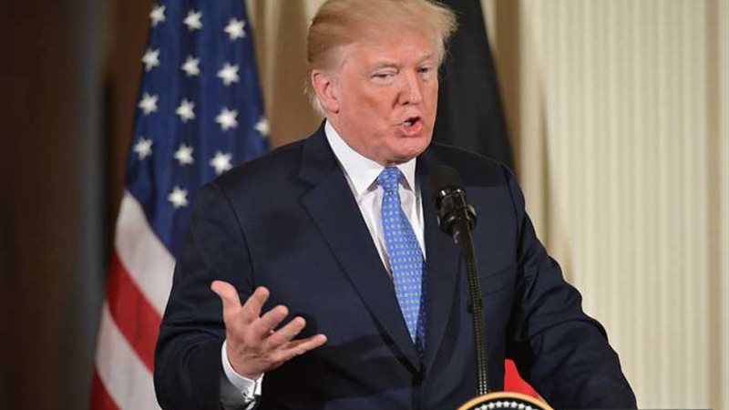 ترامب يصف صادق خان