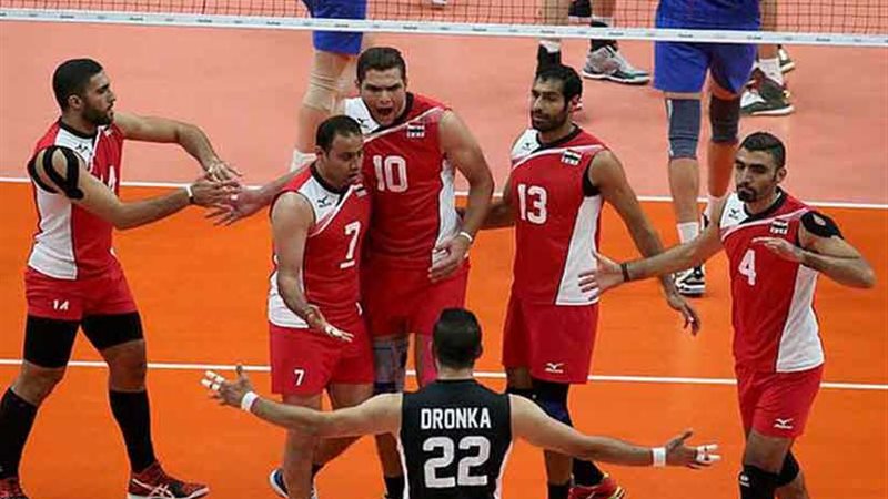 فراعنة الطائرة يواجهون