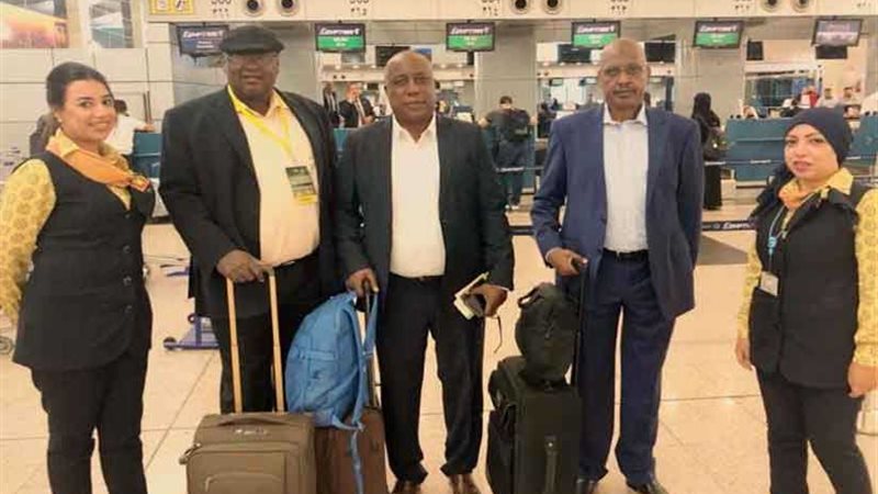 إقلاع أولى رحلات