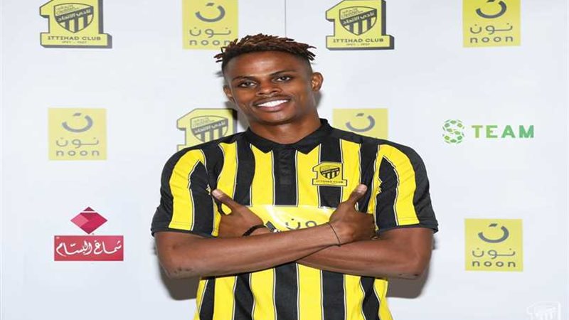 تولوز الفرنسي يتعاقد