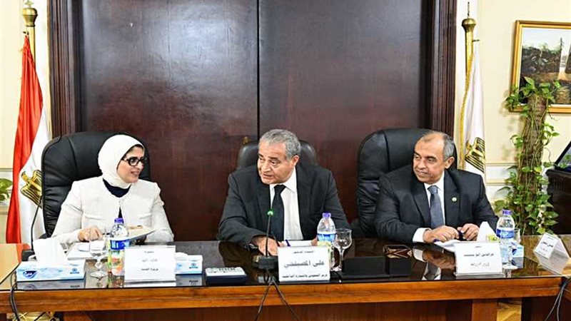 وزراء الصحة والتموين