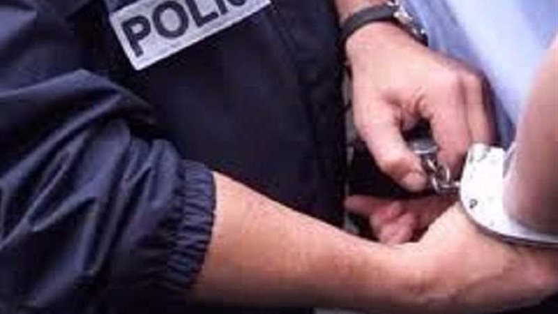 القبض على 3عناصر