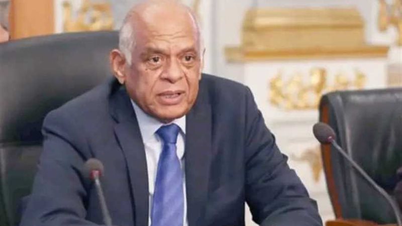 عبدالعال لزعيم الأغلبية