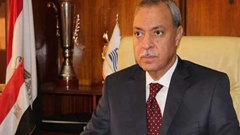 محافظ قنا يزف بشري