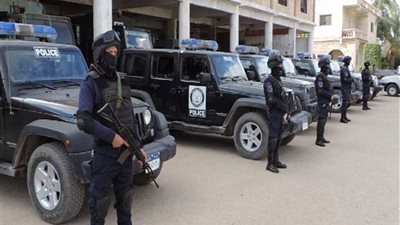 حملات أمنية ومرورية وتموينية بعدد من المحافظات لضبط الخارجين عن القانون