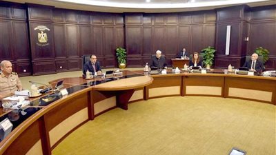 رئيس الوزراء يشهد توقيع اتفاق مشروع إنشاء تخزين القمح بميناء غرب بورسعيد بين وزارة الاستثمار والتعاون الدولي و