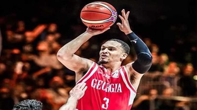 رسميا سلة الاتحاد تتعاقد مع مايكل ديكسون