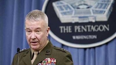 قائد عسكري أمريكي: ربما نكون قد أسقطنا طائرتين إيرانتيين مسيرتين بالخليج