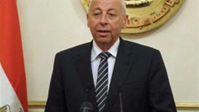 محافظ أسوان يحيل ملف التعديات على أراضى الدولة للنيابة العامة