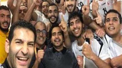 الابتسامة تسيطر على طاولة إفطار شباب اليد بعد التأهل للمربع الذهبي.. (صور)