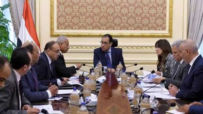 عصمت يكشف تفاصيل