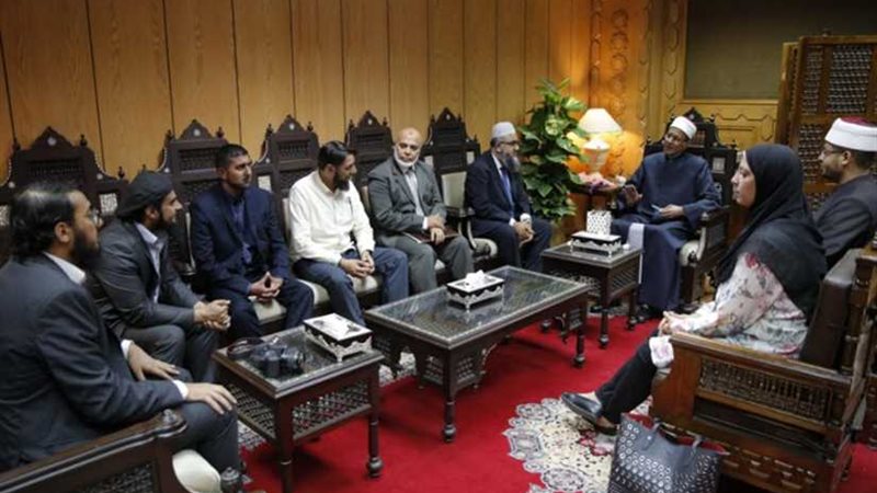 وفد أئمة بريطانيا