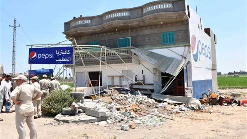 حملة مكبرة لإزالة